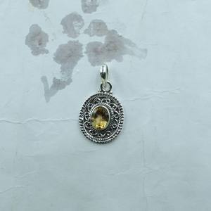 Pendentif ovale vintage en argent sterling 925 avec pierre précieuse citrine jaune naturelle |   Bijoux en filigrane faits à la main |   Bijoux en argent en gros - Product Image 2