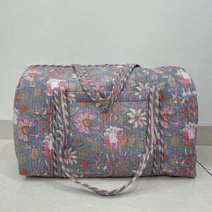 Sac de voyage matelassé de luxe fait main, grand sac de shopping pour le week-end, sac de sport pour femme 100% coton avec bandoulière, sac de yoga portable pour la nuit, OEM - Product Image 3