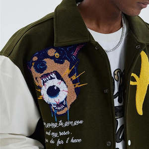 แจ็คเก็ตวาร์ซิตี้ผู้ชายไซส์ใหญ่แบบกำหนดเองขายดี พร้อมปกตั้ง โลโก้ด้านหน้า แขนหนังแกะ ปักลายเชนิลล์ สำหรับฤดูหนาว - Product Image 3