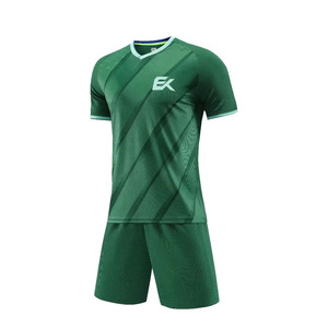 Conjunto de Camiseta de Fútbol Sublimada con Diseño Geométrico Verde para Hombre, Manga Corta, Absorbe la Humedad, Ajuste Atlético, Uniforme de Fútbol - Product Image 5
