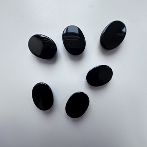 พลอยคาโบชองรูปไข่ขนาด 5x3 มม.-10x8 มม. สำหรับทำเครื่องประดับ ออนิกซ์สีดำธรรมชาติแท้จาก FACET HOUSE จากราชสถาน - Product Image 4
