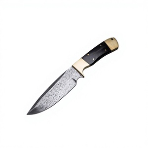 Couteau de chasse en acier Damas fait main, lame fixe, couteau tactique de survie pour le camping avec embout en laiton - Product Image 1