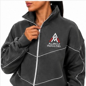 Conjunto Deportivo Premium para Mujer con Tela Suave y Transpirable, Ajuste Cómodo, Ideal para Entrenamiento Deportivo, Viajes y Uso Diario - Product Image 5