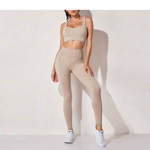 Conjuntos Deportivos de Alta Calidad para Mujer al por Mayor, Conjuntos de 2 Piezas para Entrenamiento, Cintura Elástica, Estiramiento Activo Frontal - Product Image 1