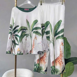 Conjunto de dos piezas de ropa de dormir para mujer, cómodo, a la moda, lavable, con embalaje personalizado, de fabricante vietnamita. - Product Image 6