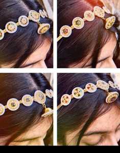 Serre-têtes tendance et diadèmes pour cadeaux de demoiselles d'honneur lors de mariages Haldi et Mehendi, bandeaux pour cheveux Kundan, sheesh patti, Borla, Matha pattis - Product Image 4