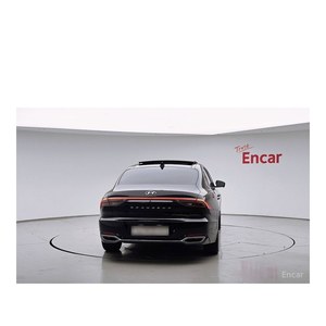 Hyundai Grandeur 2020, 2.5 Automático, Emisión Euro V, Asientos de Cuero, Volante a la Izquierda, Cámara Trasera, con 69,617 km - Product Image 4