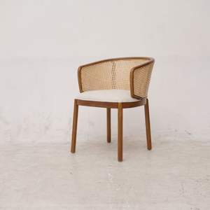 Silla Moderna Minimalista de Madera de Teca con Asiento de Ratán Natural, Perfecta para Cafeterías, Restaurantes y Interiores de Cafeterías - Product Image 1