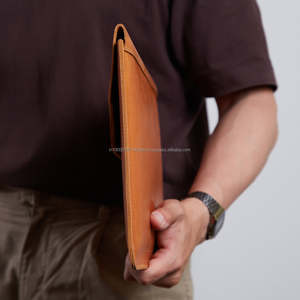 Housse en cuir véritable avec logo personnalisé pour ordinateur portable étui messager de style vintage pour le bureau, le travail, les voyages d'affaires et la tablette housse de protection - Product Image 4