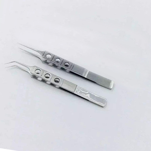 Pinzas Oftálmicas Reutilizables y Atraumáticas con Mordazas Ultra Suaves que Garantizan un Mínimo Trauma Tisular Durante la Microcirugía Delicada - Product Image 3