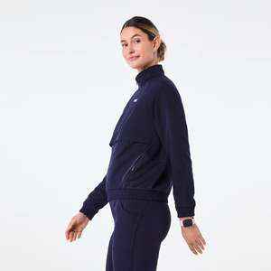 ชุดยูนิฟอร์มพยาบาลผ้าเนื้อนุ่มระบายอากาศซักได้ ยืดหยุ่น ใส่สบาย ป้องกันริ้วรอย สำหรับขายส่ง - Product Image 2