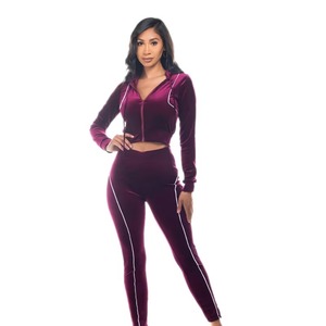 Ensemble 2 pièces en velours Y2K personnalisé pour femme : Veste à capuche zippée avec logo brodé et pantalon évasé – Marque streetwear OEM - Product Image 4