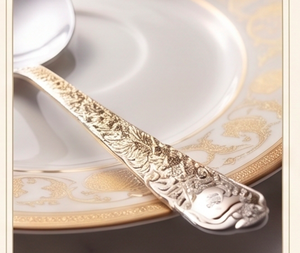 Classic Vintage Floral Embossed <b>Gold</b> <b>Cutlery</b> Set High Quality <b>Gold</b> PVD Stainless Steel For Home Kitchen And Restaurant - Product Image 2