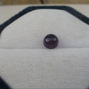 อเมทิสต์แอฟริกันธรรมชาติทรงคาโบชอง ขนาด 7 มม. พลอยทรงกลม รับรองโดยบุคคลที่สาม สีเขียว สำหรับทำเครื่องประดับ ให้เอฟเฟกต์รูปดาว - Product Image 1