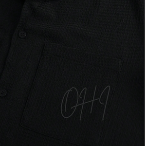 Chemise Homme Premium Noire Texturée à Manches Classiques – Qualité Supérieure, Personnalisable, Décontractée, Boutonnée, Tendance Minimaliste, Mode Estivale - Product Image 5