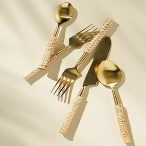 Fabricant indien d'ensembles d'ustensiles en bois, cuillères et fourchettes en bambou argenté, vaisselle élégante pour restaurants, articles de table de haute qualité, finition polie. - Product Image 2
