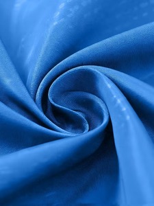 Ensemble veste coupe-vent à capuche bleue unisexe avec short, fermeture éclair résistante à l'eau, taille élastique, toutes saisons, coupe régulière, toutes tailles - Product Image 5