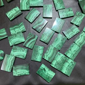 Piedras de malaquita verde sueltas de forma Rectangular de gran tamaño Natural certificadas por IGI de alta calidad para la fabricación de joyas - Product Image 3