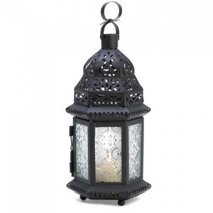 Lanterne en métal de style antique contemporain avec surface résistante à la chaleur pour une éclairage de bougie sécurisée, décoration de maison personnalisable - Product Image 1