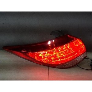 Luz trasera izquierda usada i40 924013Z010 - Product Image 2