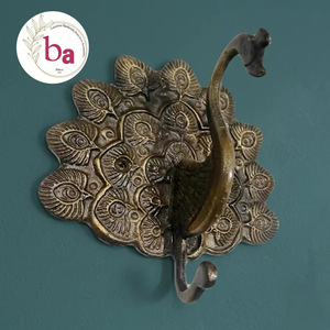 Gancho de Pared de Hierro Fundido Estilo Antiguo con Diseño de Pavo Real, Hecho a Mano, Ajustable, Impermeable, Gancho Individual para Colgar Ropa - Product Image 1