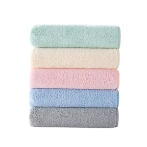 Serviette de Visage Luxe Moderne en Coton Premium, Séchage Rapide, Texture Douce, Serviette de Bain pour la Maison et le Spa, Vente en Gros, Serviette de Visage en Coton Doux - Product Image 4