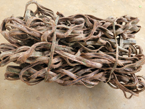 Vente en gros de lianes décoratives, cordes en bois torsadées naturelles en vrac pour l'enroulement de colonnes, exportation mondiale, fournitures de décoration rustique - Product Image 2