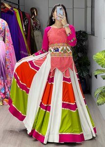 Lehenga Choli en coton multicolore spécial Navratri pour femmes, tenue de fête Garba Dandiya, vêtements traditionnels pour festivals, longueur au sol, séchage rapide - Product Image 2
