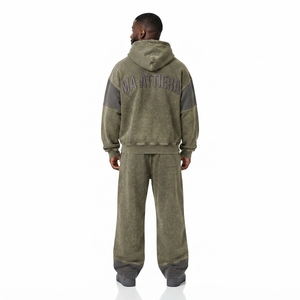 Conjunto de chándal de dos piezas: sudadera con capucha extragrande con cremallera en verde oliva lavado a medida y pantalones de chándal de pierna ancha - Product Image 3