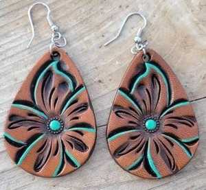 Boucles d'oreilles pendantes en cuir repoussé faites à la main, motif tournesol, incrustation d'opale, style vintage, bijoux artisanaux pour femme, cadeau - Product Image 1