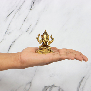 Escultura de Ganesha en Latón Dorado, Figura Hecha a Mano, Decoración Religiosa Tradicional para Mesa de Hogar u Oficina - Product Image 5