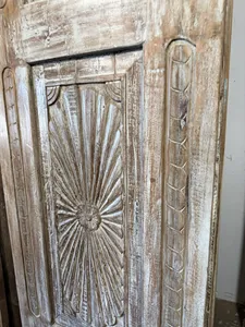 Puerta de Madera Sólida Moderna en Oferta, con Diseño Decorativo, Estructura Resistente y Larga Duración para Viviendas - Product Image 5