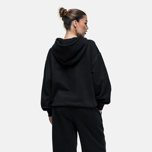 Sweat à capuche zippé surdimensionné personnalisé pour femme en molleton 100 % coton, anti-plis, respirant, écologique, léger, avec logo personnalisé sur le devant - Product Image 3