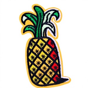Lot de patchs brodés 3D thermocollants en PVC écologique, motifs fruits tropicaux, palmiers, cactus, cœurs et sucettes, pour chapeaux et vêtements - Product Image 6