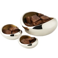 Plateau en cuivre martelé artisanal avec plateaux ronds élégants pour servir des fruits secs, des chocolats, des collations, des cadeaux pour le Ramadan