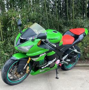 ซื้อเลย Kawasaki ZX-6R สปอร์ตไบค์ 636 ซีซี กำลังสูง ระบายความร้อนด้วยน้ำ เครื่องยนต์ 4 สูบเรียง สมรรถนะคล่องตัว รถจักรยานยนต์พร้อมส่ง 3 ปี - Product Image 4