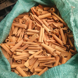Bâtonnets de cannelle de cassia à coupe ronde, qualité supérieure, 80% 85% 90% de cassia, en rouleau - Product Image 1