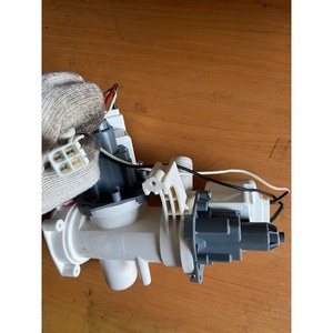 ปั๊มน้ำทิ้งคู่สำหรับเครื่องซักผ้า Daewoo รุ่น B20-6AY02 (Hanyu / C155) มือสอง - Product Image 4