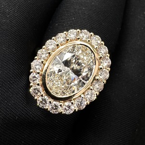 แหวนเพชรทรงรี 14K ทองคำเหลือง ประดับเพชรทรงกลมด้านข้าง 4.00 กะรัต เครื่องประดับหรูหรา - Product Image 6