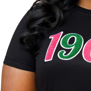 เสื้อยืดเชนิลสีดำ 1908 ปักตัวอักษรกรีกสีชมพูสีเขียว เสื้อยืดผ้าฝ้ายพรีเมียม สตรีทแวร์ลำลอง เสื้อผ้าสำหรับชมรม - Product Image 3