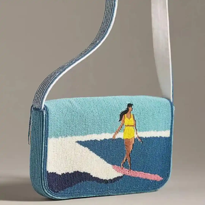 Sac à bandoulière exclusif fait main en perles de rocaille, sac baguette de créateur pour femme, édition premium, collection de luxe - Product Image 1