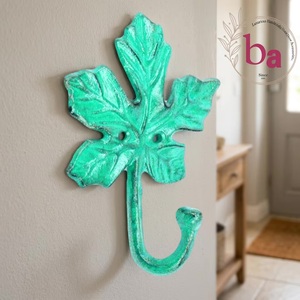 Crochet mural en métal vert forêt motif feuille d'érable, patère rustique en fonte pour manteaux et chapeaux, motif végétal décoratif - Product Image 4