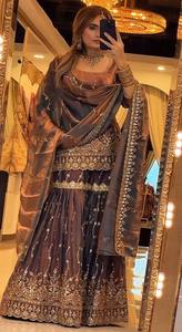 Traje Sharara de Seda Morada Bordado con Dupatta |   Ética |   vestido |   boda |   fiesta |   cómodo |   pesado - Product Image 3