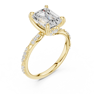 Anillo de Compromiso y Matrimonio de Oro Amarillo con Diamante Cultivado en Laboratorio con Corte Esmeralda y Pavé para Mujer - Product Image 2
