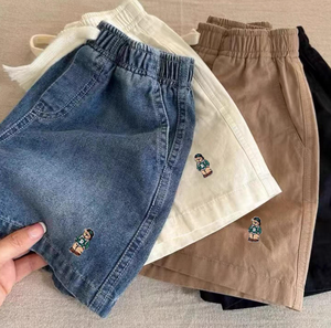 Shorts Bermuda noirs avec broderie d'ours, taille élastique décontractée, pantalon court pour enfants - Product Image 3