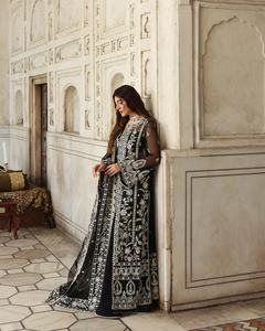 Maxi Salwar Kameez edición Eid para bodas y ocasiones de playa: La ropa femenina más hermosa, material de viscosa que absorbe la humedad y se seca rápidamente. - Product Image 4