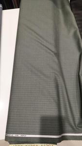 Tela de traje formal para hombre con diseño a cuadros, material textil para blazer, pantalón, costura, confección de ropa y uso en sastrería. - Product Image 3