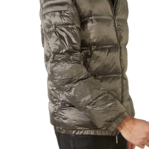 Veste matelassée à capuche pour homme, fabriquée par des professionnels, coupe ajustée, parka d'hiver, options grandes tailles, séchage rapide, respirante, écologique - Product Image 2