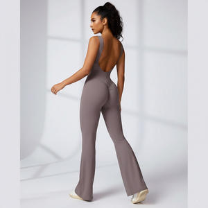 Shorts de Yoga de Cintura Alta con Efecto Levanta Glúteos y Top Deportivo, Conjunto Moldeador para Gimnasio, Ropa Deportiva Ecológica para Fitness y Yoga - Product Image 2