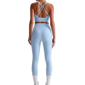 Ensemble de yoga personnalisé pour femmes : soutien-gorge de sport, leggings, pantalon évasé, dentelle unie, 4 pièces, vêtements de sport actifs, super doux, respirant, nylon/cachemire - Product Image 4